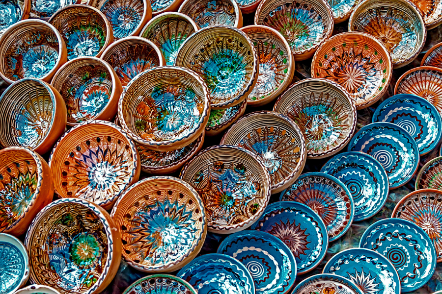 Romanian traditional ceramic bowls, painted at Horezu