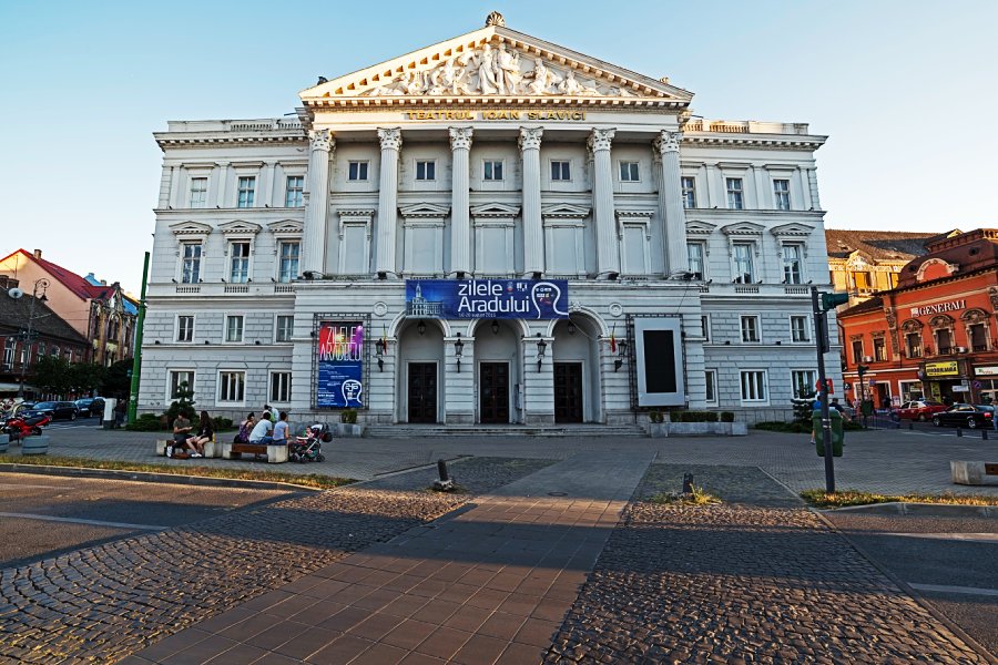 Ioan Slavici Classical Theatre during the Arad's days, in a sunny, silence day